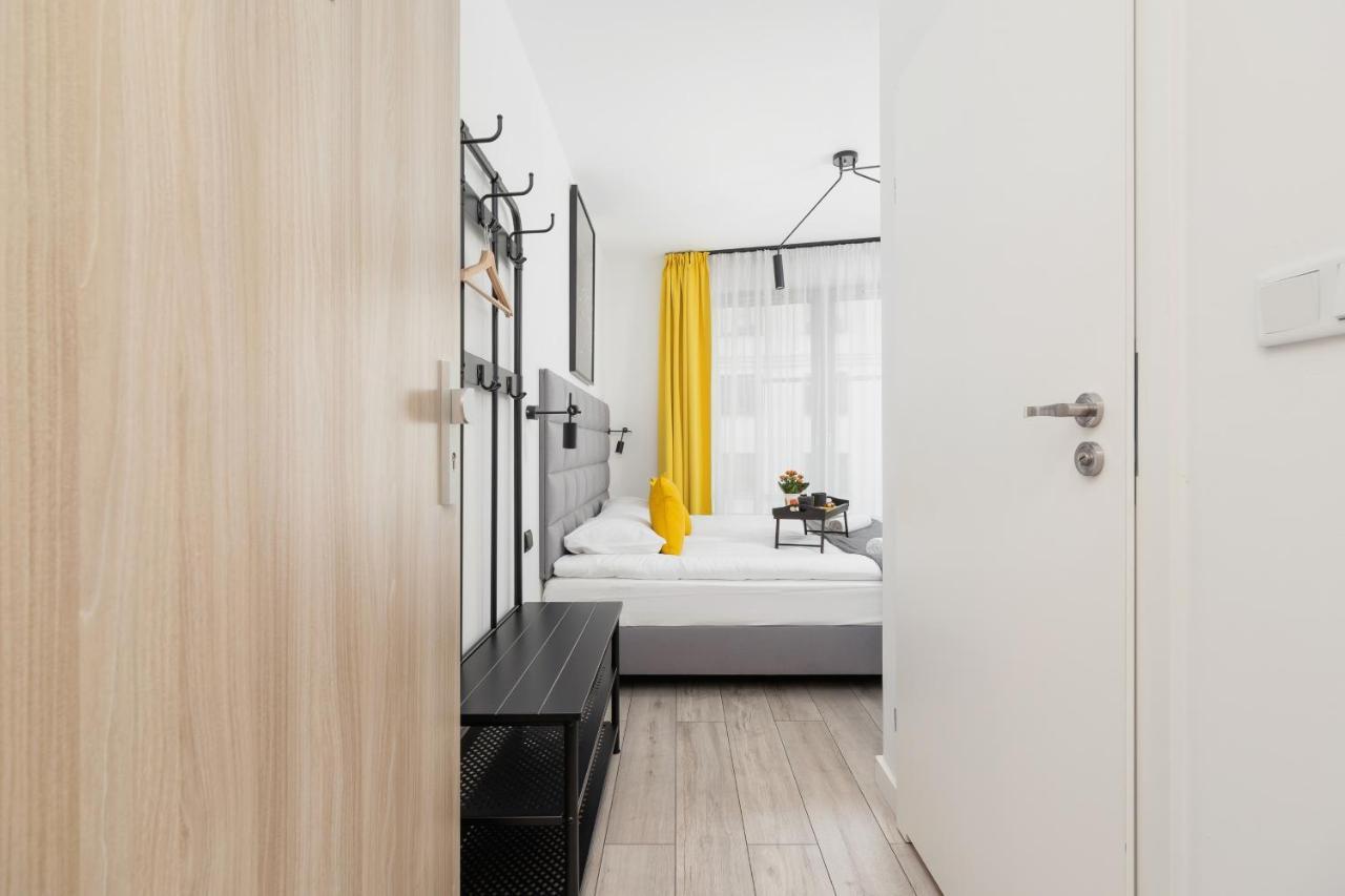 Апартаменты Studio Miodowa Krakow Kazimierz By Renters Экстерьер фото