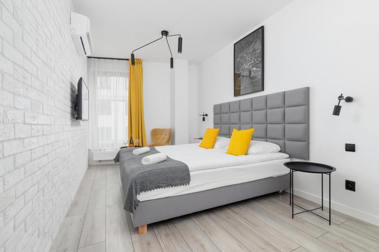 Апартаменты Studio Miodowa Krakow Kazimierz By Renters Экстерьер фото