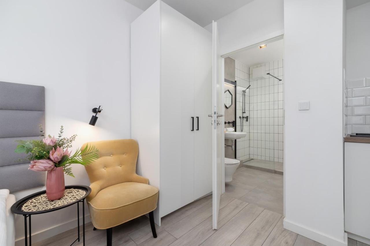 Апартаменты Studio Miodowa Krakow Kazimierz By Renters Экстерьер фото
